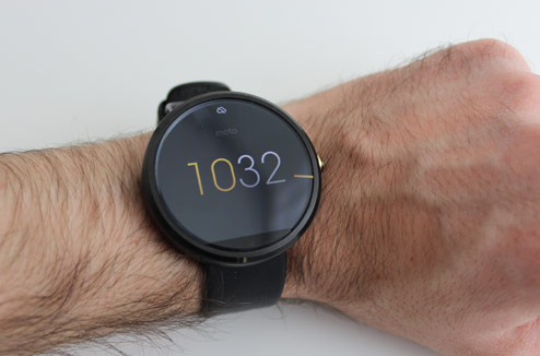 Moto 360 : la montre connectée Android Wear à l'essai