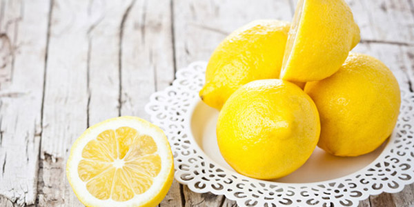 Le citron : un puissant agent ménager