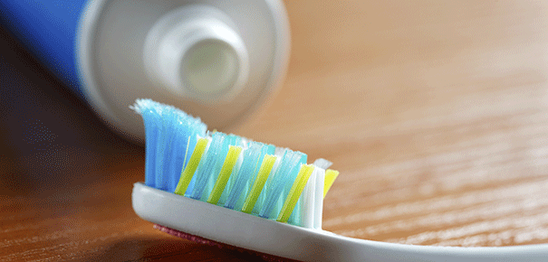 Des dents saines avec les brosses à dents connectées