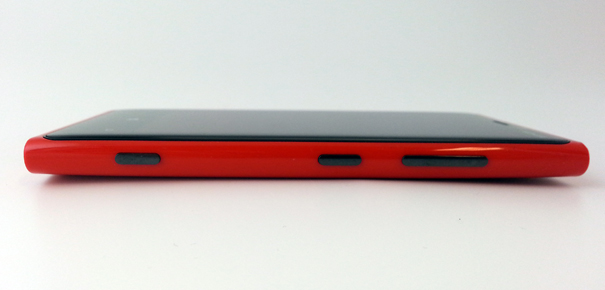 Nokia Lumia 920 vue de côté