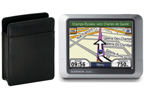 Carte de France pré-chargée / Radars fixes pré-chargés / Visionneuse photos / Housse en cuir fournie
