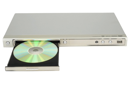 Lecteur DVD SCHNEIDER SDV 440