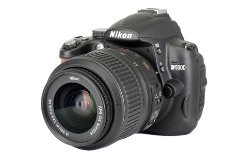 Reflex NIKON D5000 + 18-55VR