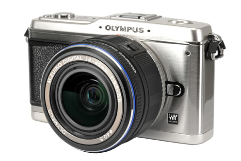 Reflex OLYMPUS EP1 ARGENT + 14-42 NOIR