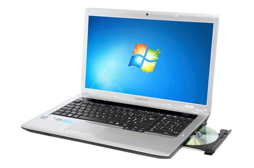 PC portables SAMSUNG R730-JS01FR - Samsung - :.Processeur Intel Pentium Dual Core 2 Duo T4400 / Ecran 17,3'' / M�moire vive 4 Go / Disque dur 320 Go / Carte graphique nVidia GF G 310M � 512 Mo DDR3 d�di�s / Technologie LED 