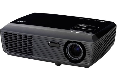 Vidéoprojecteur SANYO PDG-DSU30-Technologie DLP / Résolution 800x600 Pixels (SVGA) / 2500 Lumens Ansi / Contraste 2200:1