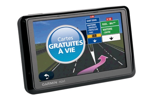 GPS GARMIN NUVI 1390T CARTE &agrave; VIE