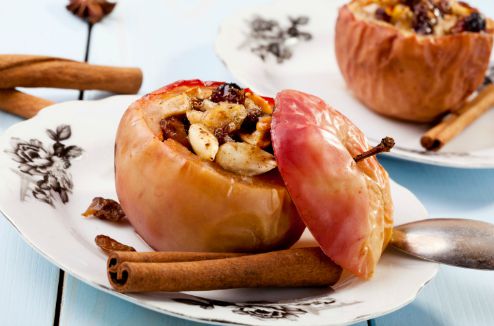 Pommes au four farcies aux raisins secs