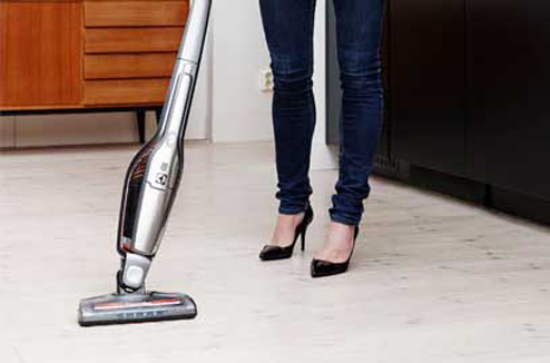 Test aspirateur balai : lequel choisir ?