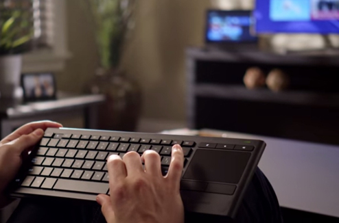 Claviers sans fil Logitech : ils vous accompagnent du bureau au salon 