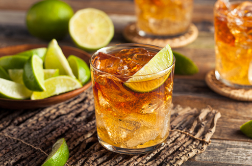 Cocktails : ne faites pas l'impasse sur les glaçons !