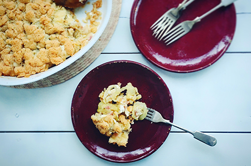 Crumble aux courgettes, chèvre et petits lardons