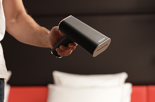 Le premier défroisseur pliable signé SteamOne
