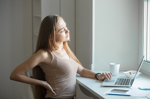 Télétravail : comment lutter contre le mal au dos ?