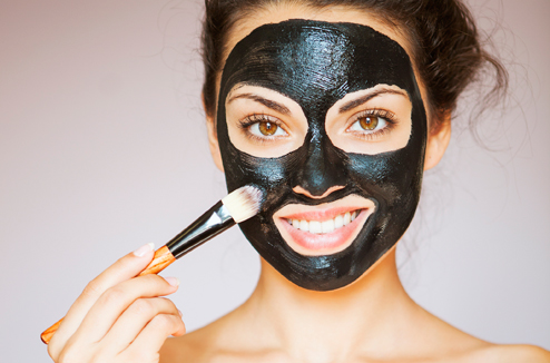 La recette du masque détox au charbon végétal