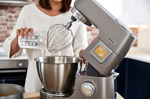 Titanium Chef Pâtissier XL : il chauffe et pèse les ingrédients !