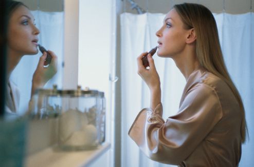Beauté femme : comment gagner du temps le matin ? 
