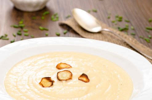 Velouté de panais et mousse au chorizo