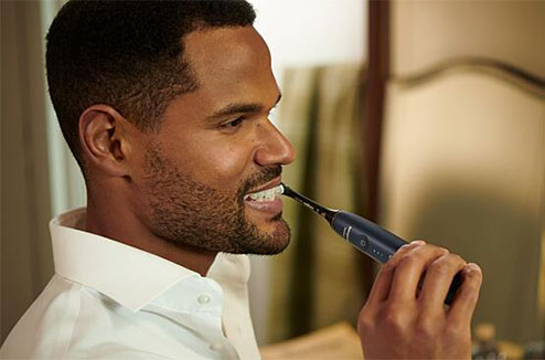 J'ai testé la brosse à dents électrique 9900 Prestige de Philips 