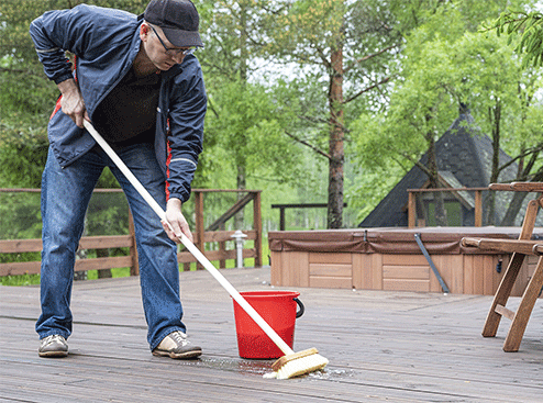 Terrasse en bois : quel entretien et quel traitement ?