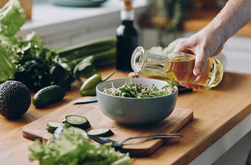 Huiles de cuisine : laquelle choisir pour vos plats et en fonction de quels usages ?