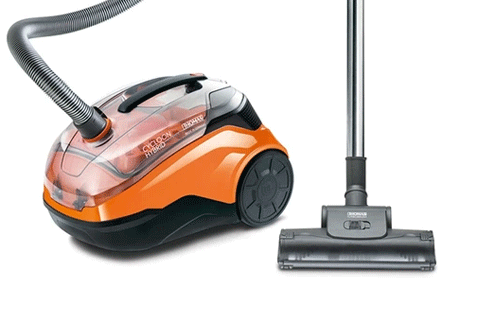 On a testé l'aspirateur sans sac Thomas Cycloon Hybrid Family & Pets, qui aspire également les liquides
