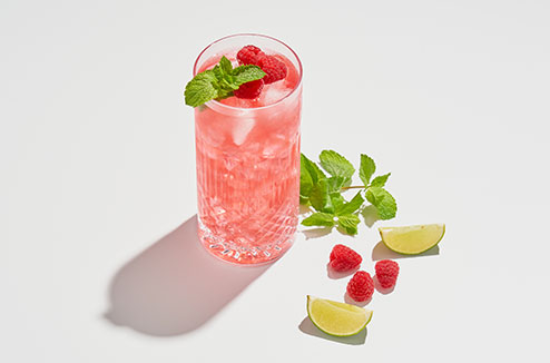Voici la recette pour préparer un mojito aux framboise sans alcool pour 6 personnes !