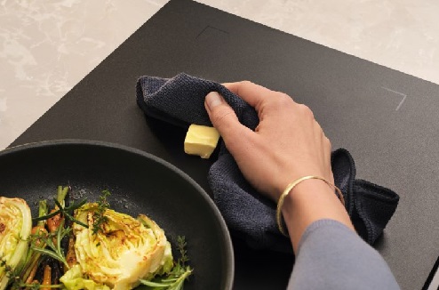 Nouvelles plaques de cuisson à induction Electrolux SaphirMatt : plus résistantes, plus faciles à nettoyer !