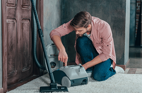 Aspirateur traineau avec et sans sac : comment le nettoyer et l'entretenir ?