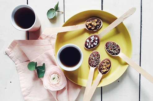 Cuillères en chocolat