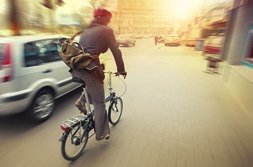 Vélo : 5 conseils pour bien gérer pluie, transpiration et vol en allant au travail !