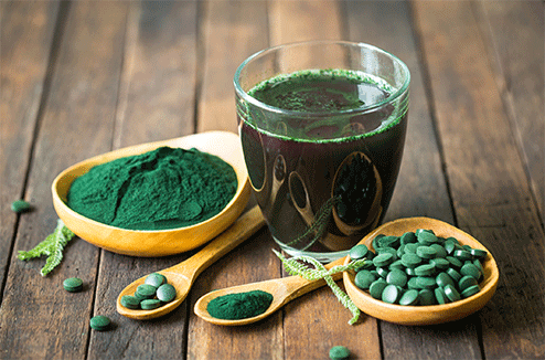 Spiruline : qu'est-ce que ce complément alimentaire et à quoi il sert ?