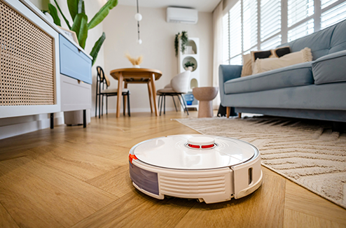 Voici comment nettoyer son aspirateur robot pour garantir une efficacité sur le long terme