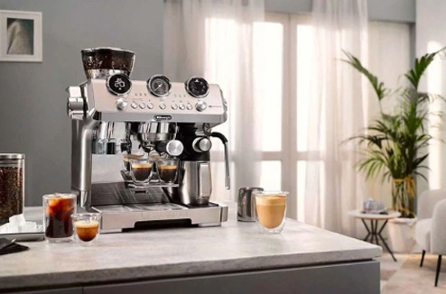 La Specialista Maestro de De’Longhi : faire de chaque café un moment unique !