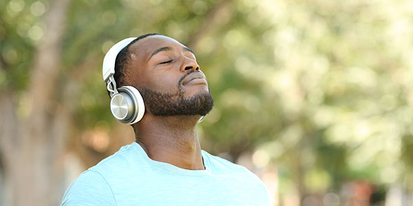 Les casques nomades Bluetooth sont parfaits pour vous accompagner au quotidien