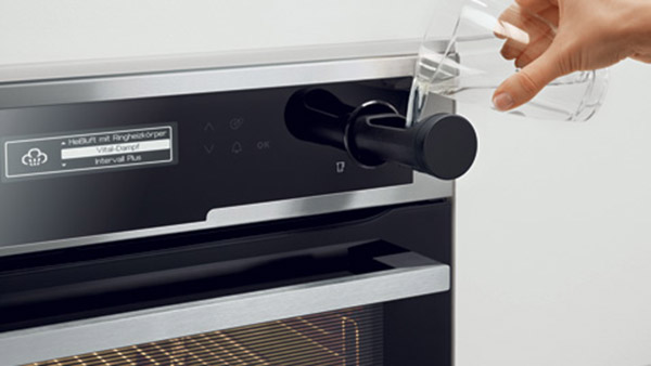 Le four vapeur combin&eacute; d'Electrolux
