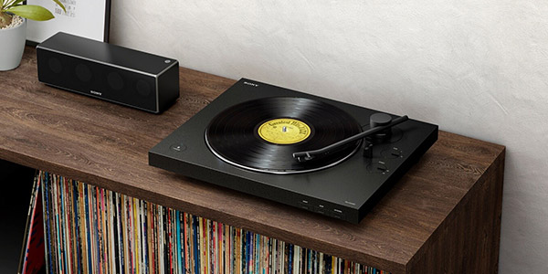 Revivez l'exp&eacute;rience ind&eacute;modable du vinyle avec des commandes simples et une connectivit&eacute; Bluetooth stable