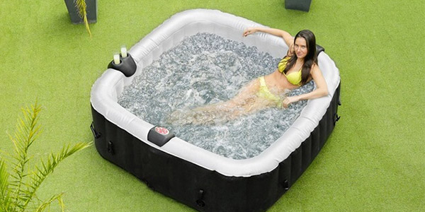 Le mod&egrave;le carr&eacute; vous offre l'opportunit&eacute; de vous &eacute;tendre. 