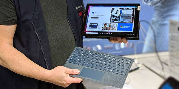 tablette-avec-clavier-2.jpg Tablette Microsoft Surface avec clavier en option