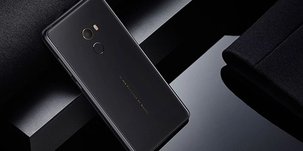 Finition aluminium et c&eacute;ramique du Mi Mix 2