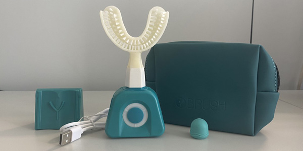 Le pack premium comprend des accessoires forts utiles au quotidien