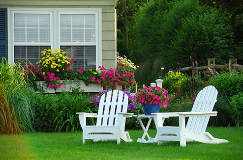 Les chaises de jardin résistantes et sans entretien