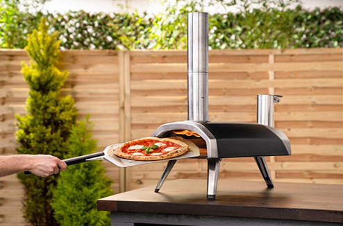 Four Ooni Fyra : pour des pizzas maison cuites au feu de bois