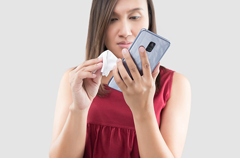 Comment désinfecter votre téléphone mobile et votre tablette