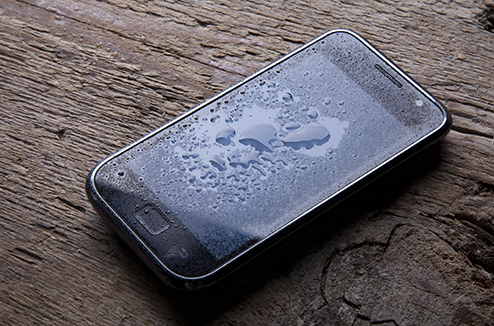 3 conseils pour préserver son smartphone de l’eau
