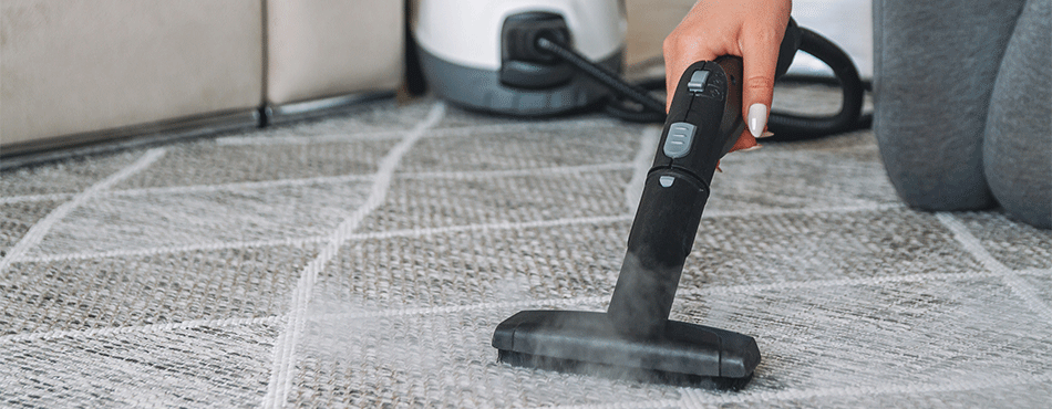 Comment nettoyer efficacement un tapis avec un nettoyeur vapeur