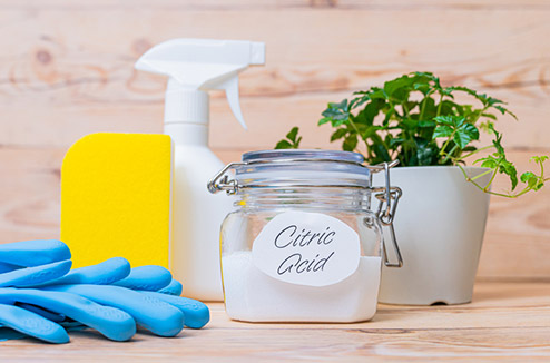 L'acide citrique est un ingrédient naturel qui peut être utilisé pour un nombre impressionnant de surfaces dans la maison !