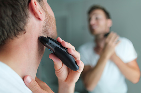 Tondeuse ou rasoir : comment choisir ? 