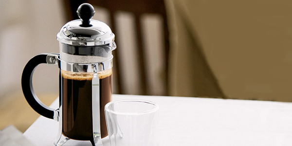 Objet tendance : Une cafetière manuelle pour retrouver le plaisir d'un bon  café