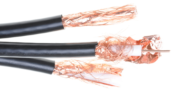 Intérieur d'un câble coaxial